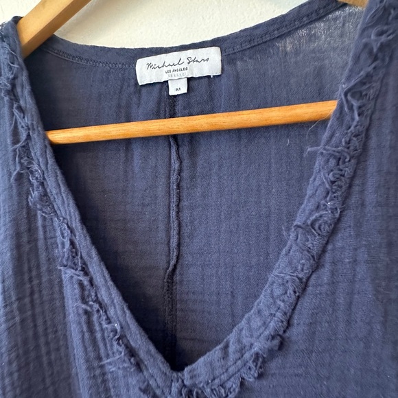 Michael Stars Navy Cotton Gauze V-Neck Shirt With Distressed Edges | Size Medium - Picture 3 of 7